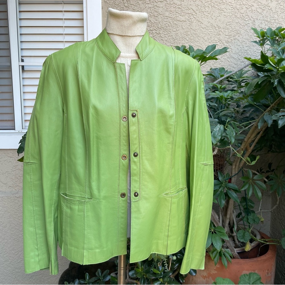 Vintage lime green Jons New York leather jacket with pockets